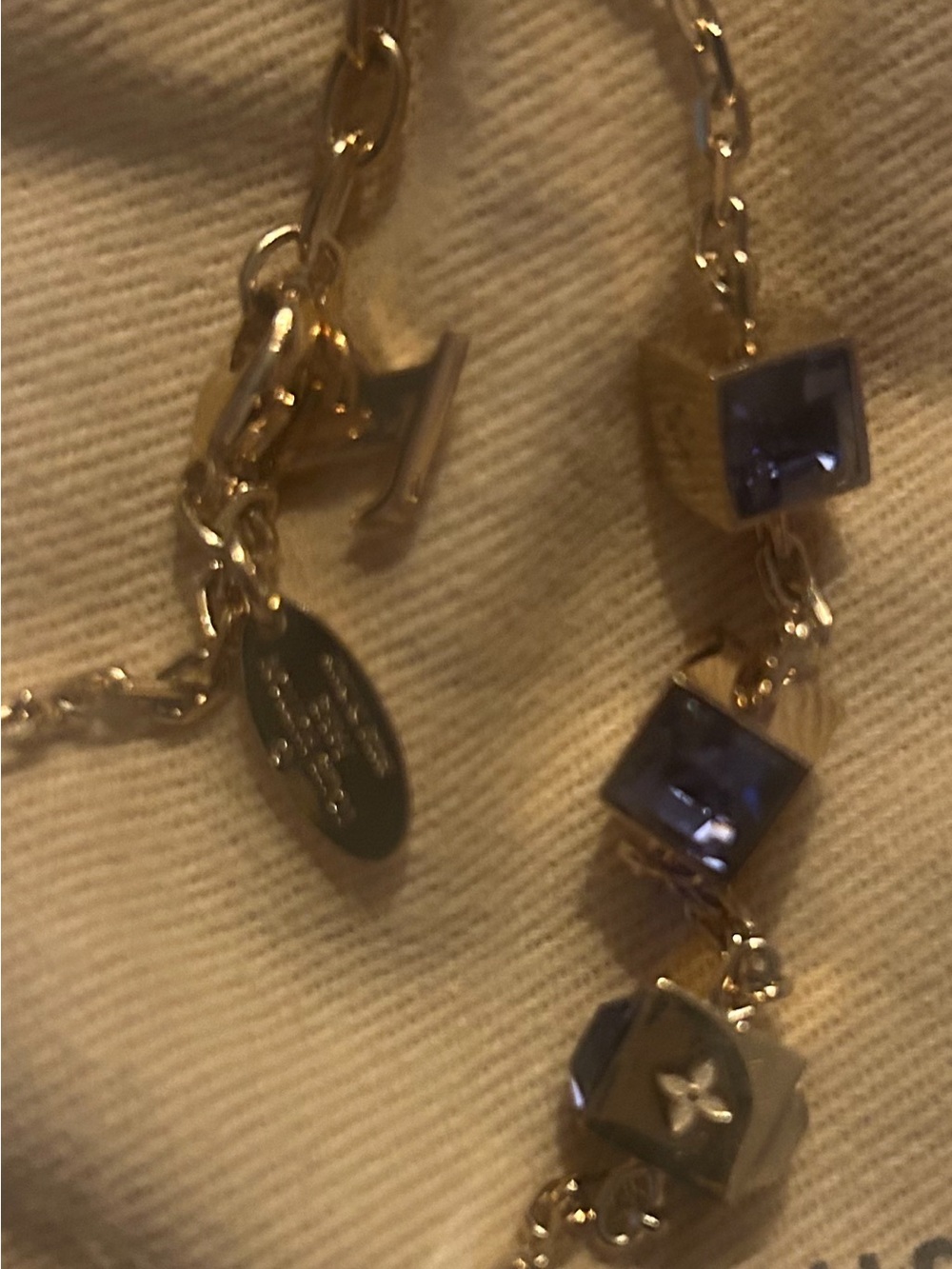 Louis Vuitton Gamble Cyrstal necklace😳🥳🥳❌❌